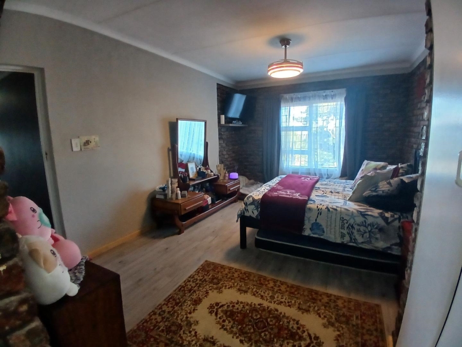 3 Bedroom Property for Sale in Dana Bay Western Cape